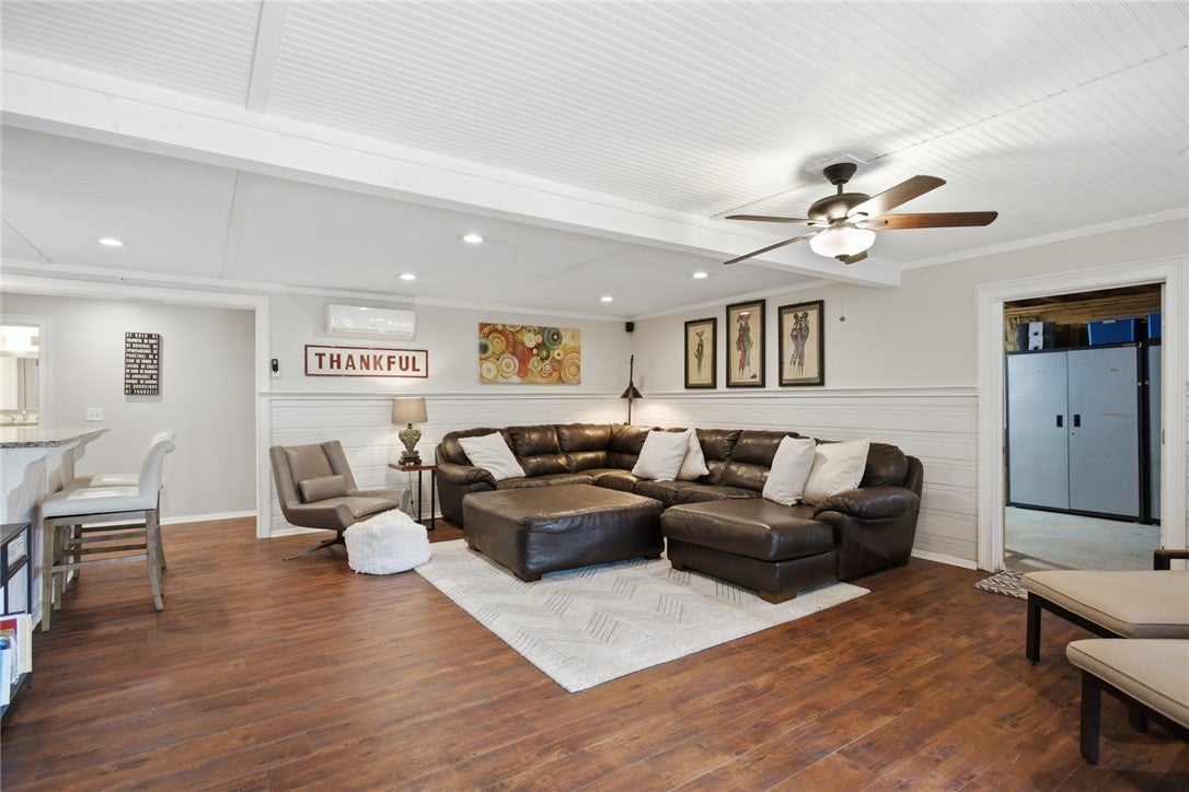 Hartwell, Georgia, 30643, United States, 5 Bedrooms Bedrooms, ,4 BathroomsBathrooms,Residential,Active,2040216