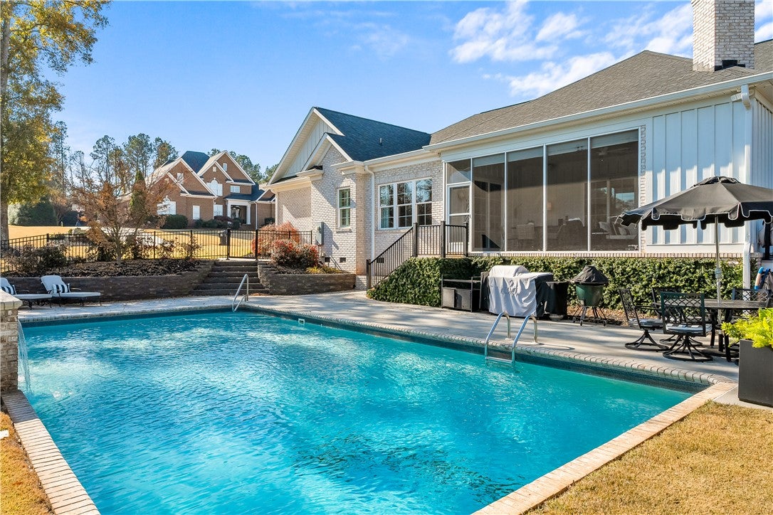 Anderson, South Carolina, 29621, United States, 5 Bedrooms Bedrooms, ,7 BathroomsBathrooms,Residential,Active,1996299