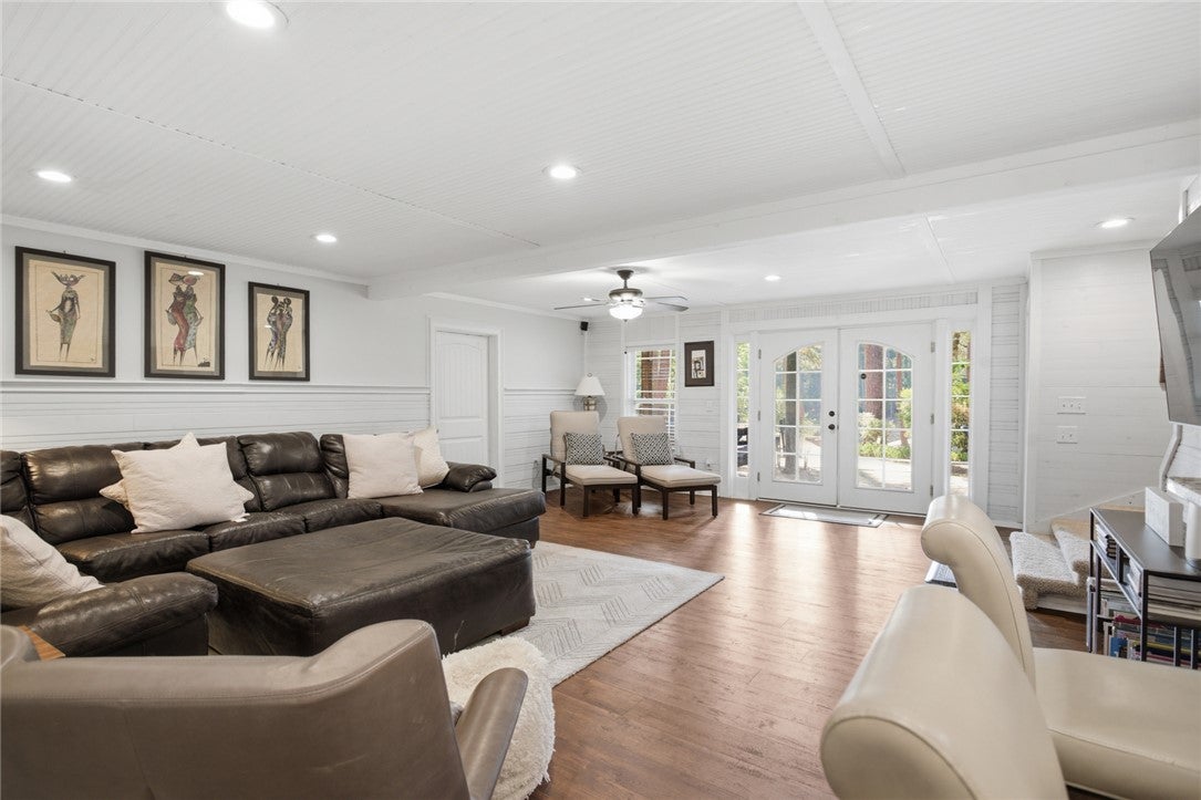 Hartwell, Georgia, 30643, United States, 5 Bedrooms Bedrooms, ,4 BathroomsBathrooms,Residential,Active,2040216