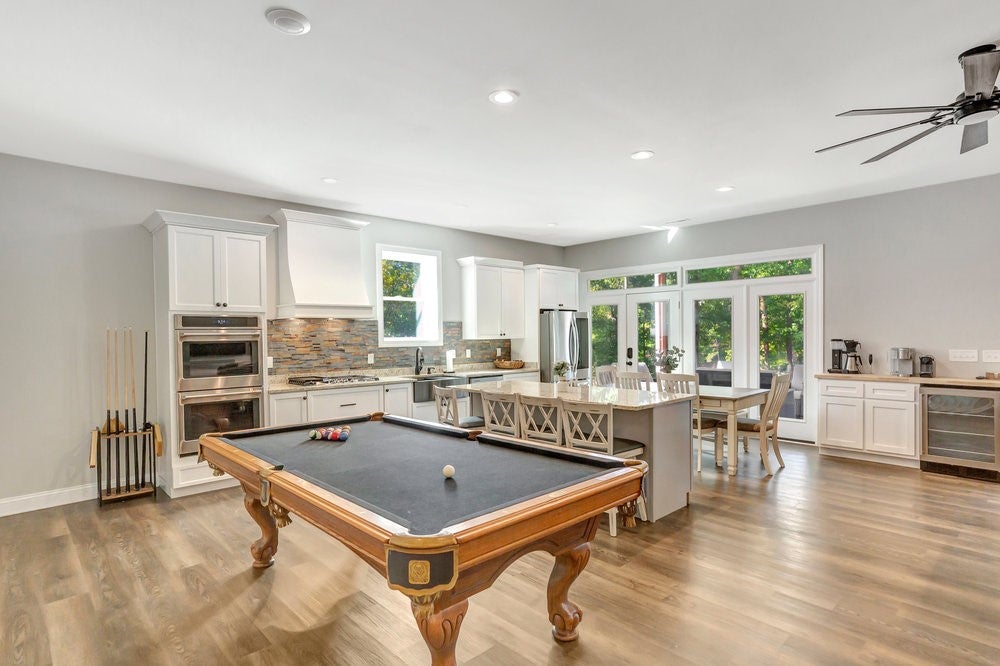 Anderson, South Carolina, 29626, United States, 6 Bedrooms Bedrooms, ,5 BathroomsBathrooms,Residential,Active,2008022