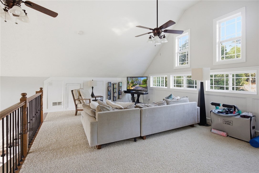 Hartwell, Georgia, 30643, United States, 5 Bedrooms Bedrooms, ,4 BathroomsBathrooms,Residential,Active,2040216