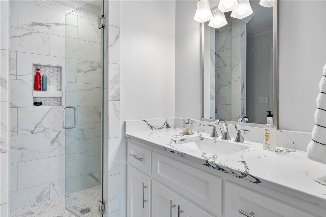 Anderson, South Carolina, 29621, United States, 5 Bedrooms Bedrooms, ,7 BathroomsBathrooms,Residential,Active,1996299