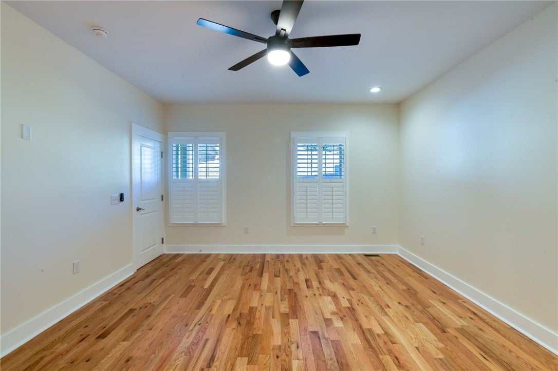 Seneca, South Carolina, 29672, United States, 3 Bedrooms Bedrooms, ,4 BathroomsBathrooms,Residential,Active,1996293