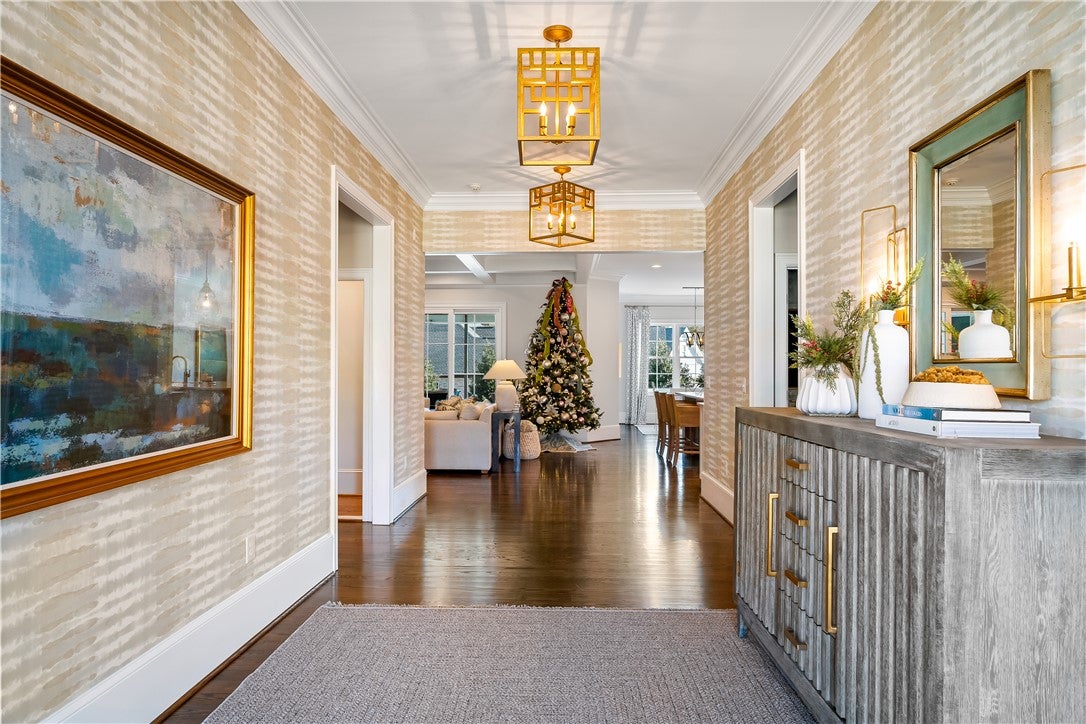 Anderson, South Carolina, 29621, United States, 5 Bedrooms Bedrooms, ,7 BathroomsBathrooms,Residential,Active,1996299