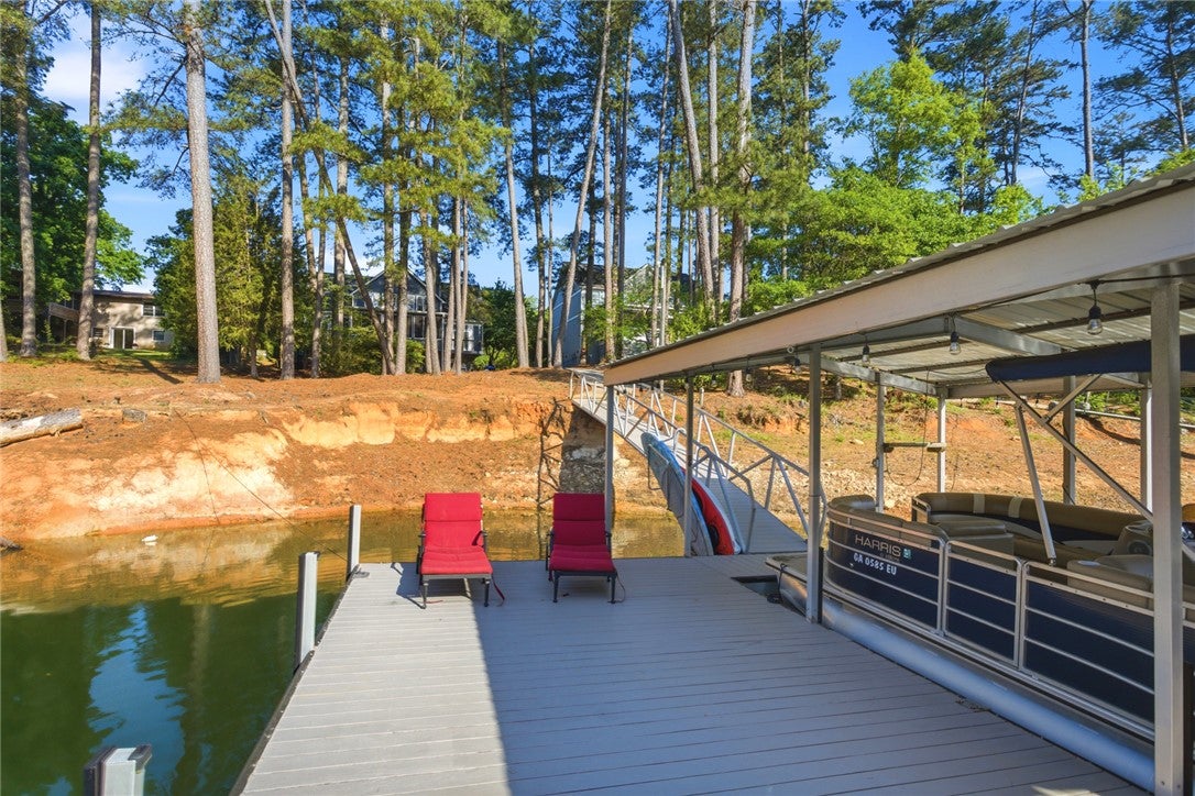 Hartwell, Georgia, 30643, United States, 5 Bedrooms Bedrooms, ,4 BathroomsBathrooms,Residential,Active,2040216