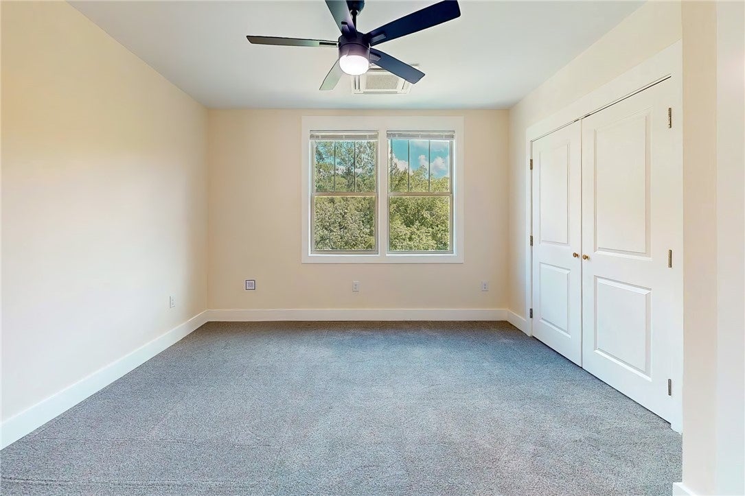 Seneca, South Carolina, 29672, United States, 3 Bedrooms Bedrooms, ,4 BathroomsBathrooms,Residential,Active,1929670