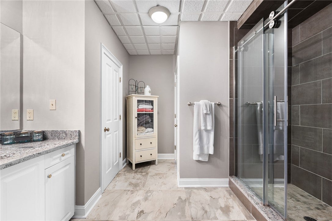 Anderson, South Carolina, 29625, United States, 4 Bedrooms Bedrooms, ,5 BathroomsBathrooms,Residential,Active,1972149