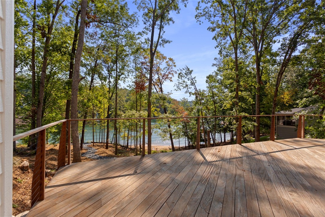 West Union, South Carolina, 29696, United States, 5 Bedrooms Bedrooms, ,7 BathroomsBathrooms,Residential,Active,1996255