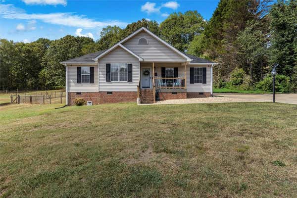 119 LOGAN LN, EASLEY, SC 29640 - Image 1