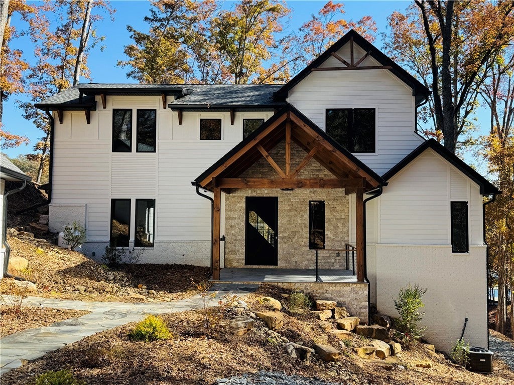 West Union, South Carolina, 29696, United States, 5 Bedrooms Bedrooms, ,7 BathroomsBathrooms,Residential,Active,1996255