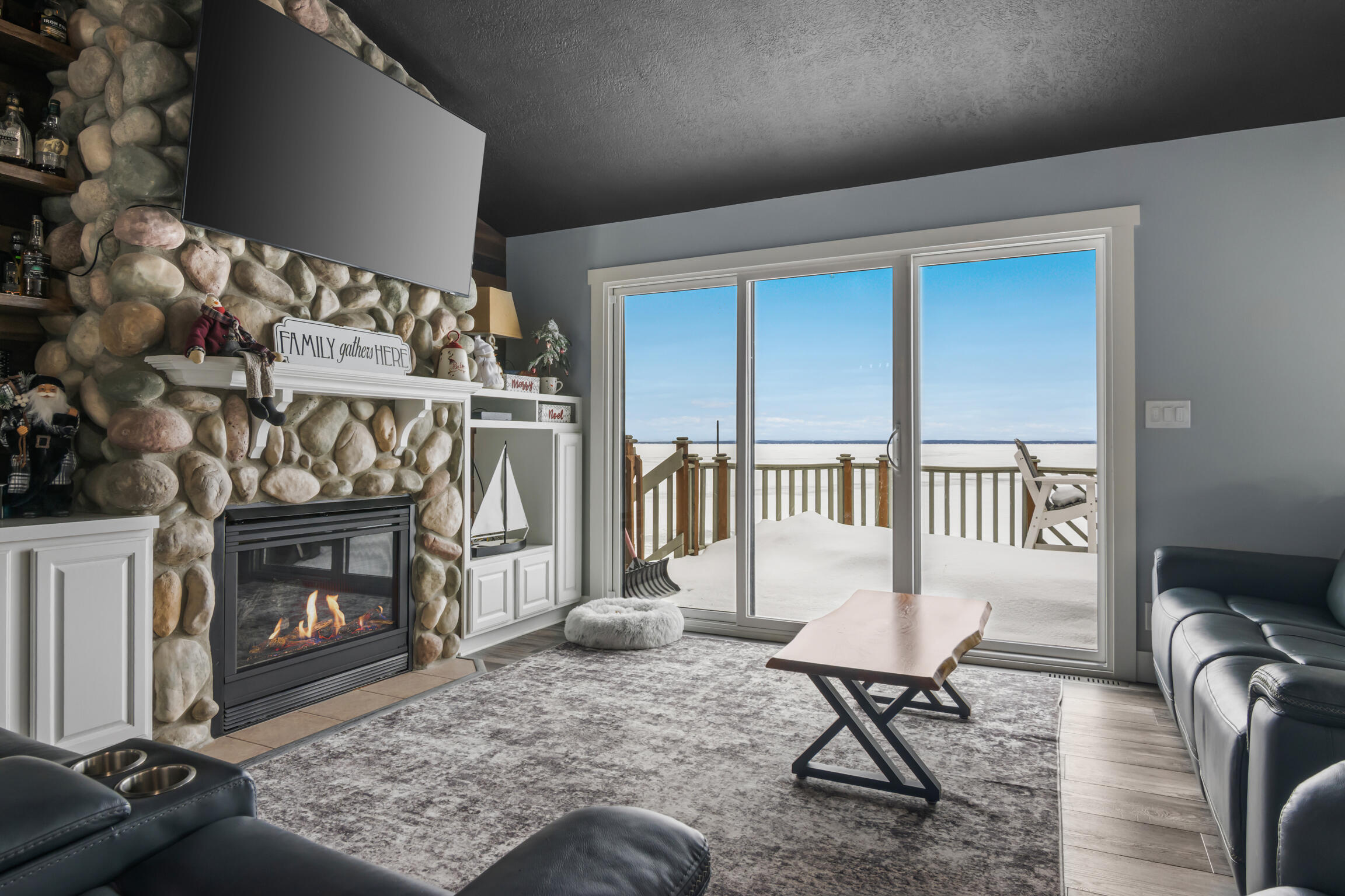 Houghton Lake, Michigan, 48629, United States, 4 Bedrooms Bedrooms, ,3 BathroomsBathrooms,Residential,Active,2007124