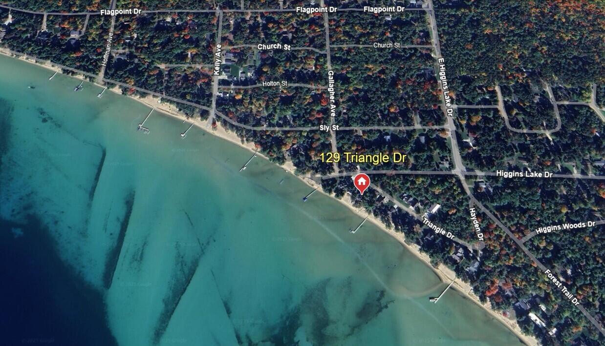 Roscommon, Michigan, 48653, United States, 1 Bedroom Bedrooms, ,1 BathroomBathrooms,Residential,Active,1971024