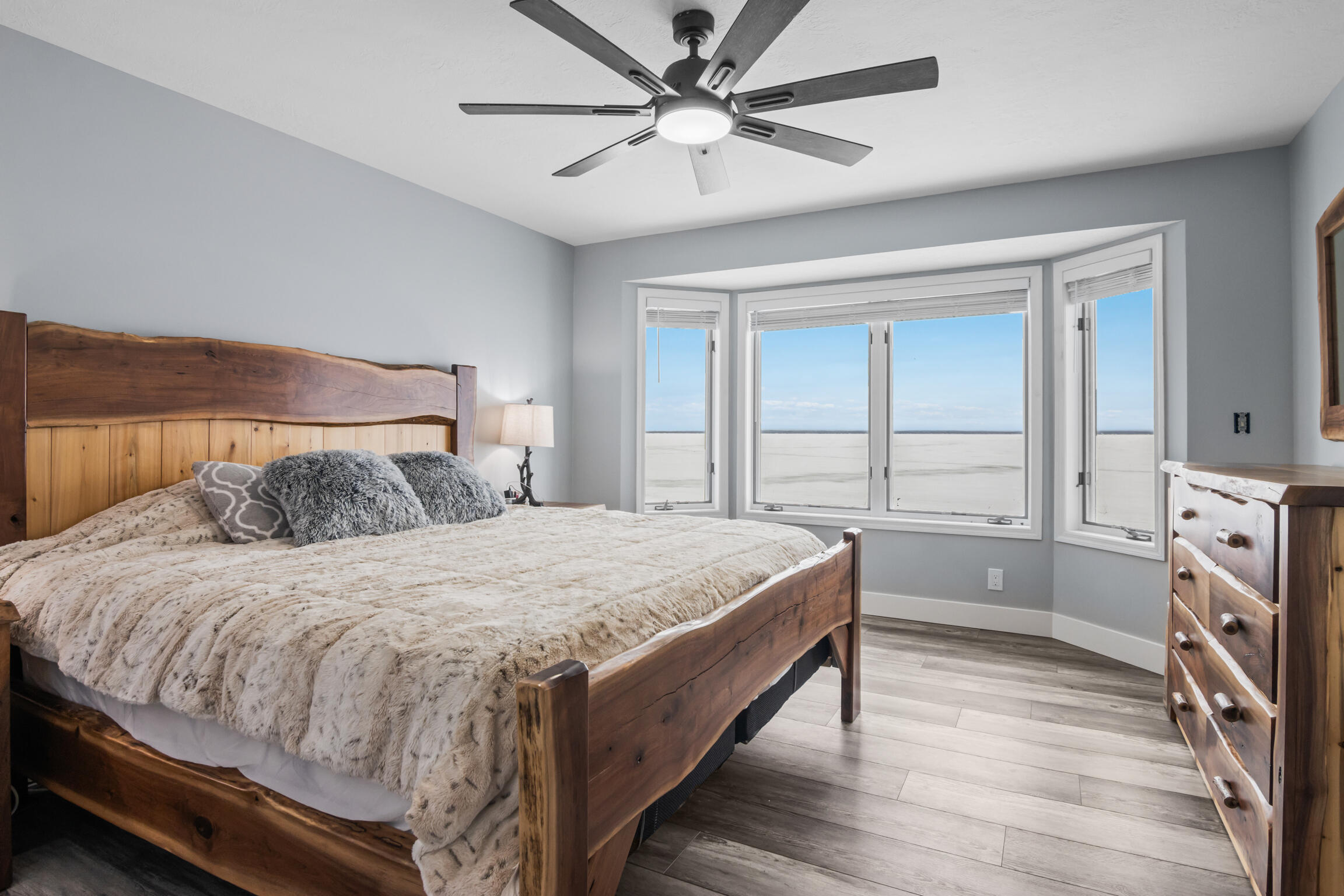 Houghton Lake, Michigan, 48629, United States, 4 Bedrooms Bedrooms, ,3 BathroomsBathrooms,Residential,Active,2007124