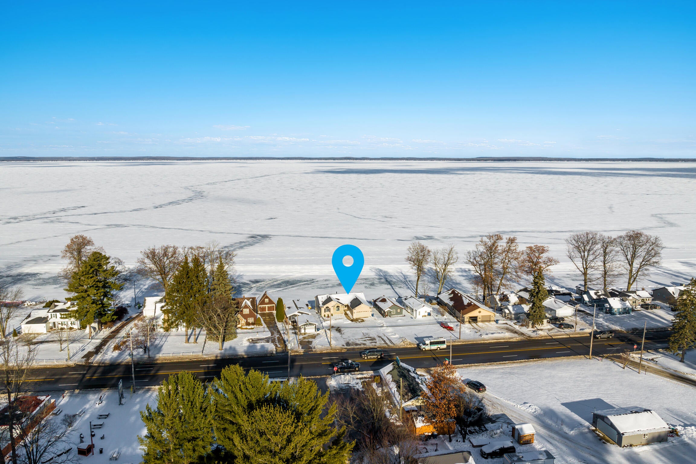 Houghton Lake, Michigan, 48629, United States, 4 Bedrooms Bedrooms, ,3 BathroomsBathrooms,Residential,Active,2007124