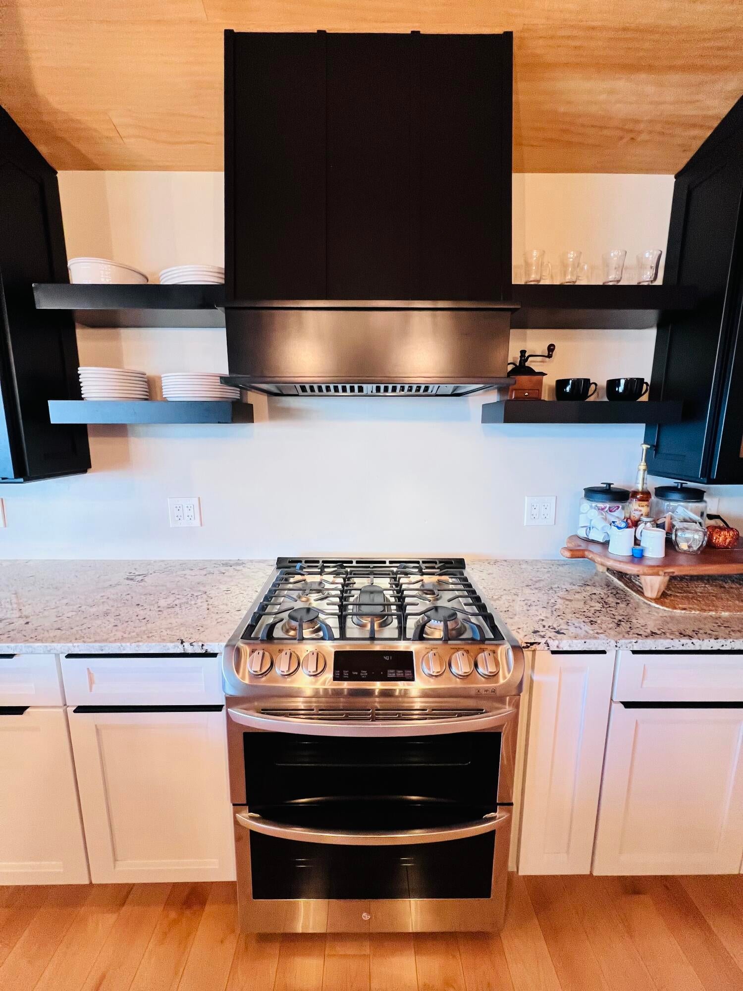 Roscommon, Michigan, 48653, United States, 1 Bedroom Bedrooms, ,1 BathroomBathrooms,Residential,Active,1971024