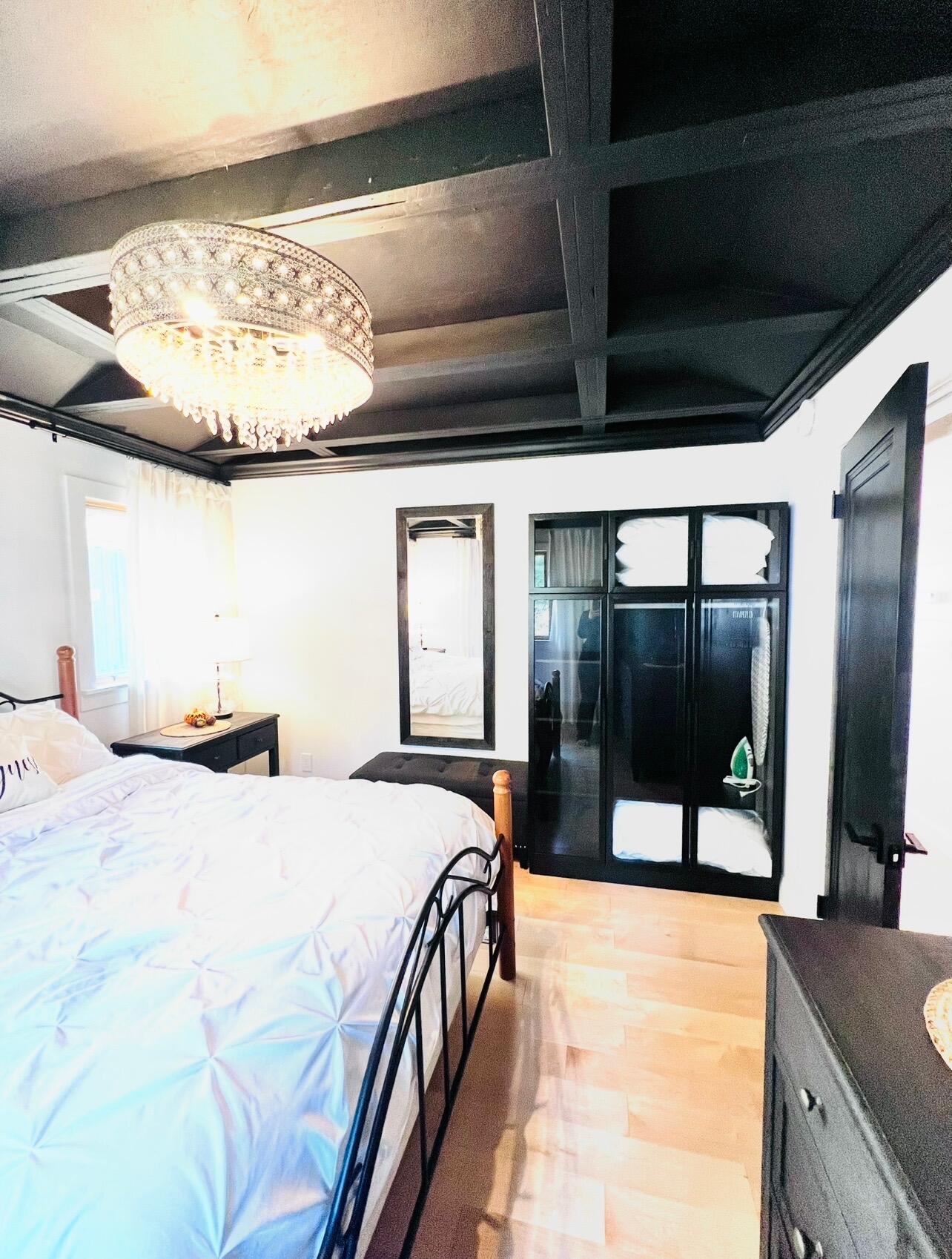 Roscommon, Michigan, 48653, United States, 1 Bedroom Bedrooms, ,1 BathroomBathrooms,Residential,Active,1971024