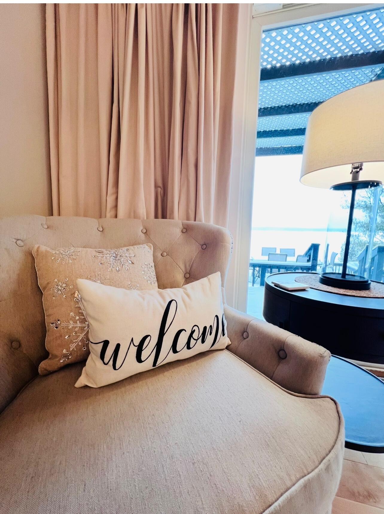 Roscommon, Michigan, 48653, United States, 1 Bedroom Bedrooms, ,1 BathroomBathrooms,Residential,Active,1971024