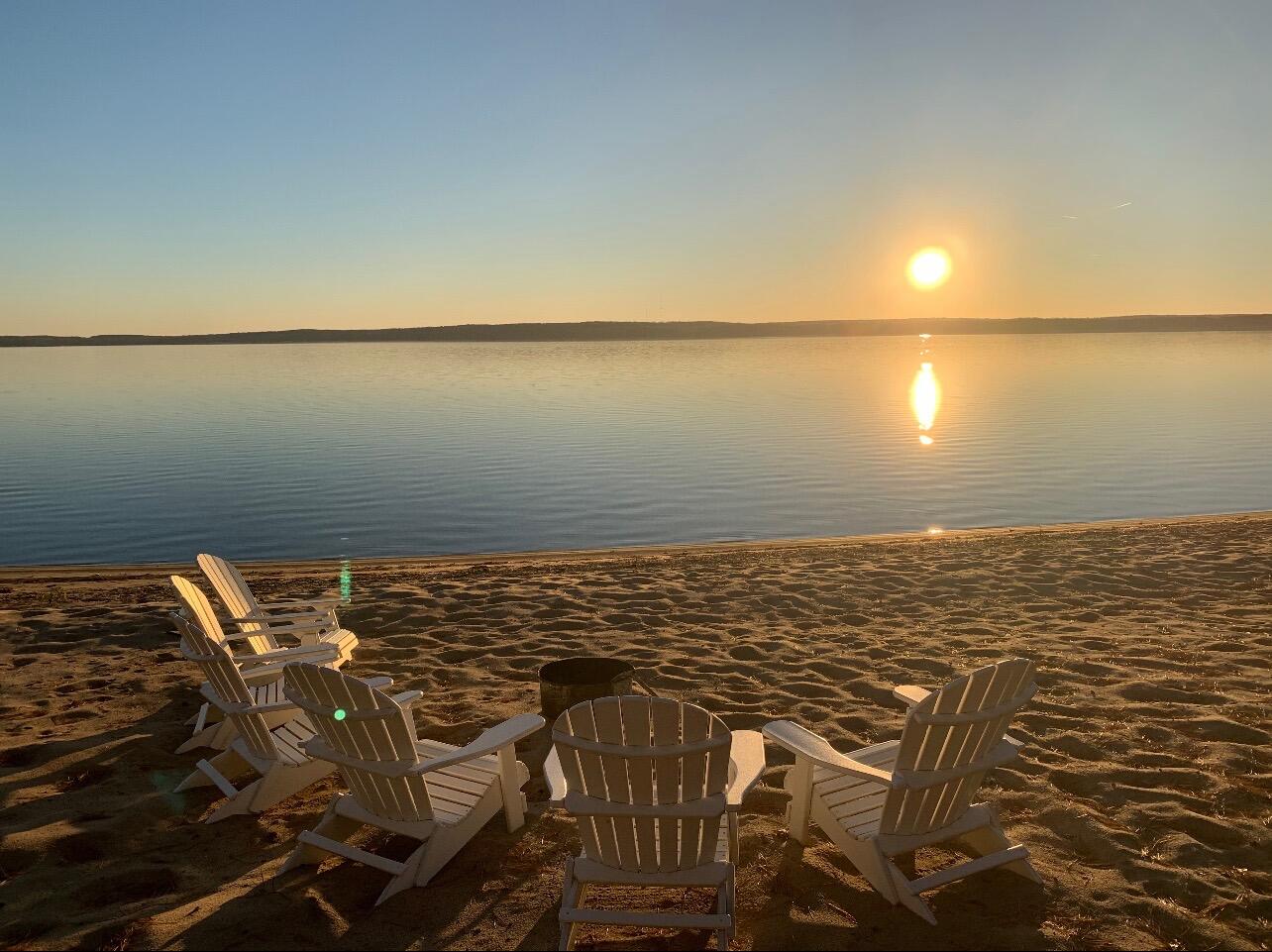 Roscommon, Michigan, 48653, United States, 1 Bedroom Bedrooms, ,1 BathroomBathrooms,Residential,Active,1971024