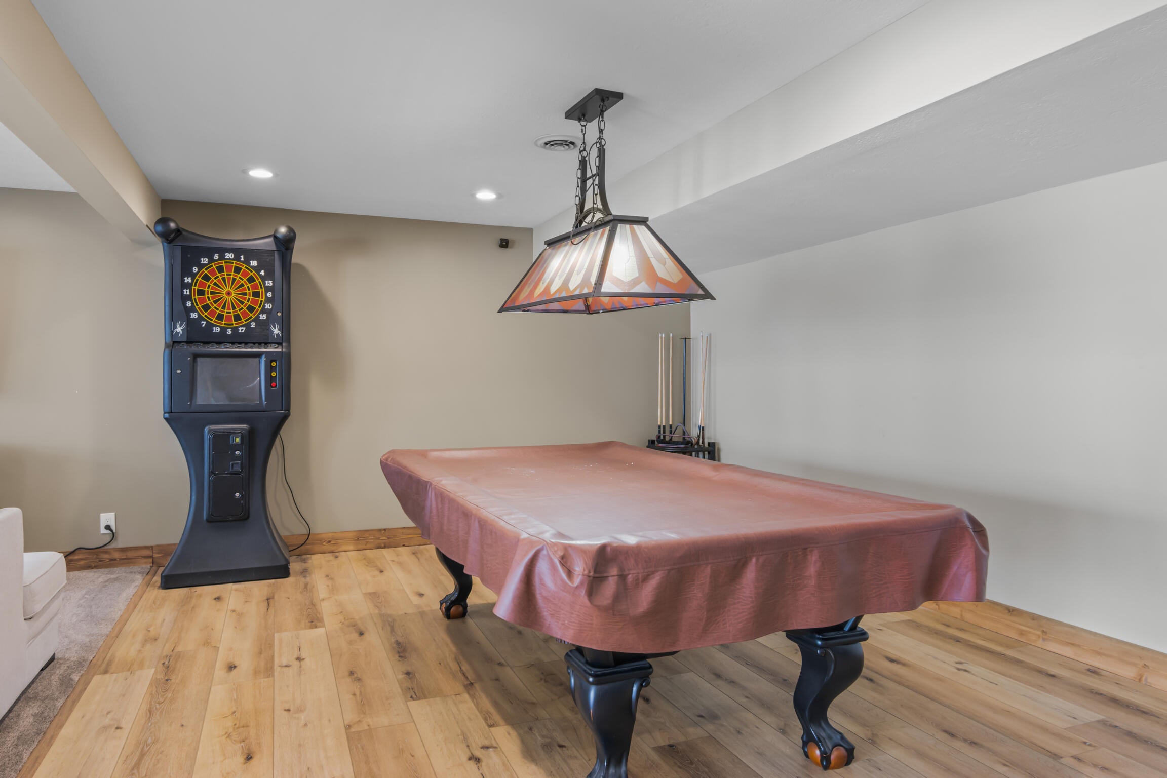 Houghton Lake, Michigan, 48629, United States, 4 Bedrooms Bedrooms, ,3 BathroomsBathrooms,Residential,Active,2007124