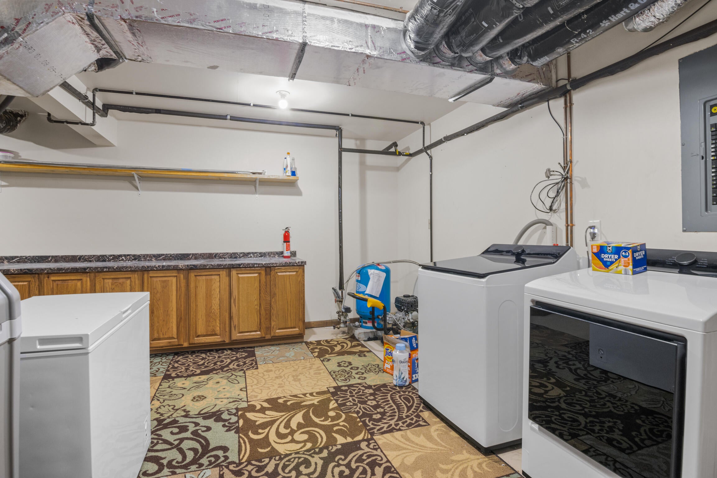 Houghton Lake, Michigan, 48629, United States, 4 Bedrooms Bedrooms, ,3 BathroomsBathrooms,Residential,Active,2007124