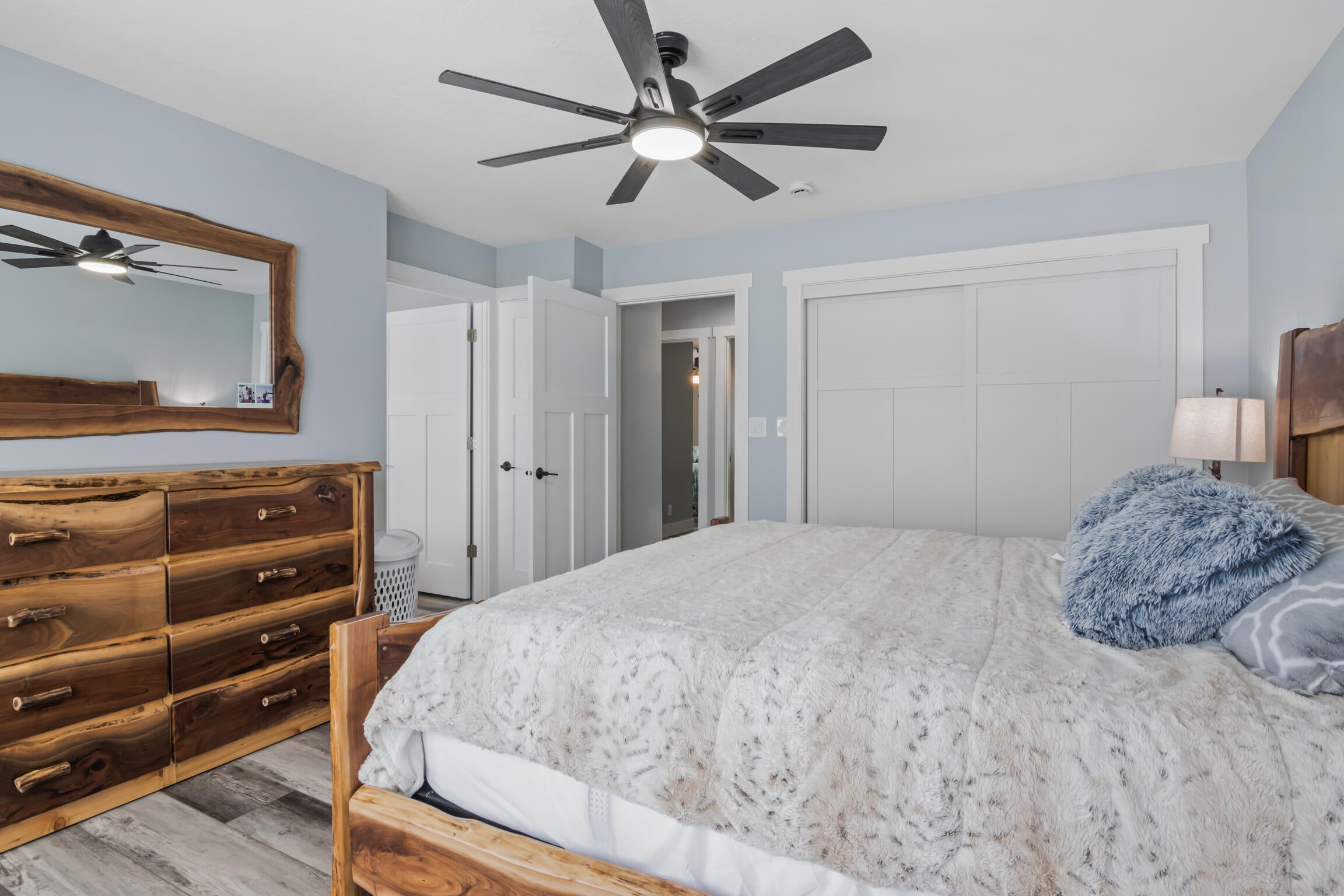 Houghton Lake, Michigan, 48629, United States, 4 Bedrooms Bedrooms, ,3 BathroomsBathrooms,Residential,Active,2007124