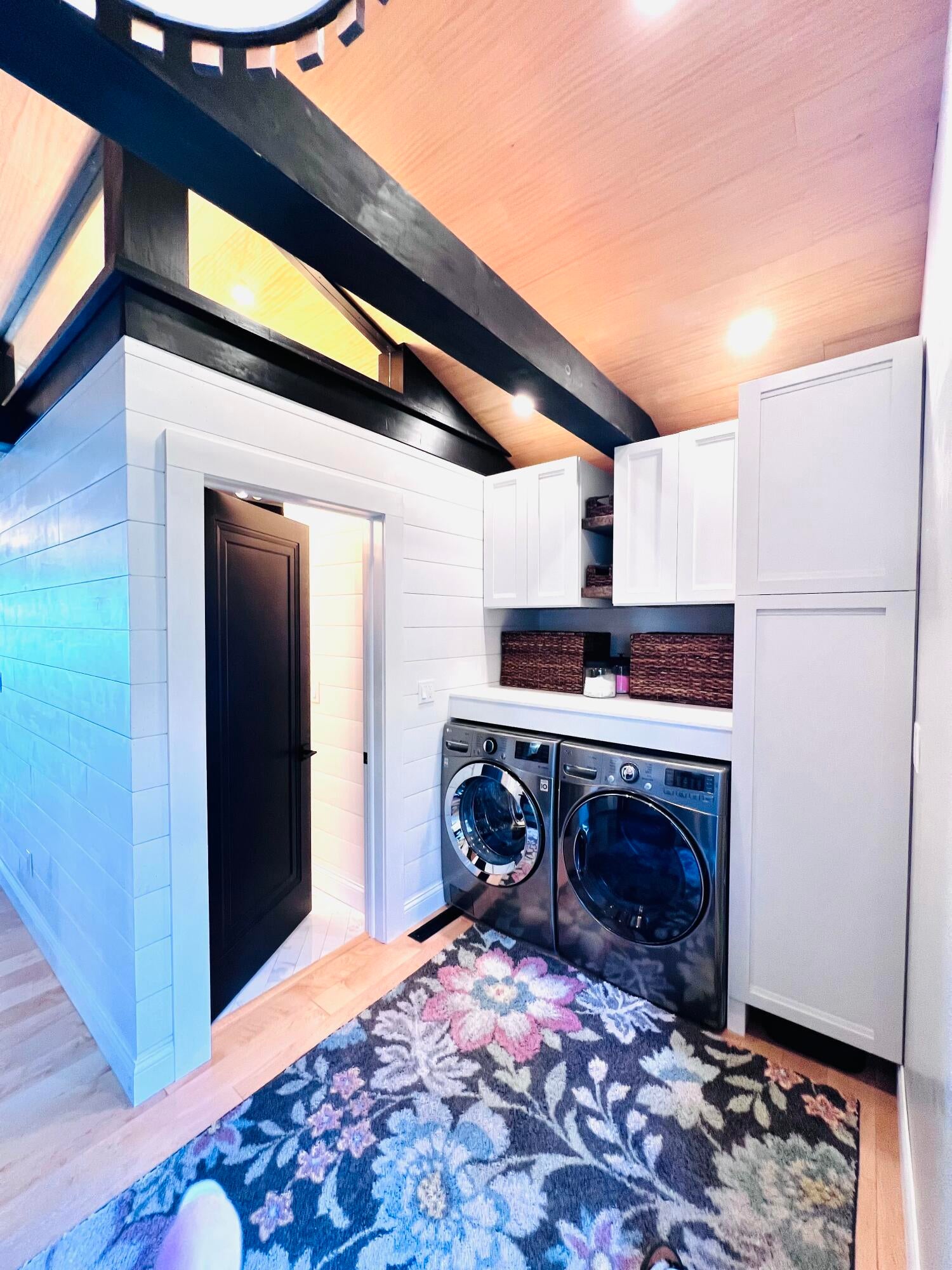 Roscommon, Michigan, 48653, United States, 1 Bedroom Bedrooms, ,1 BathroomBathrooms,Residential,Active,1971024