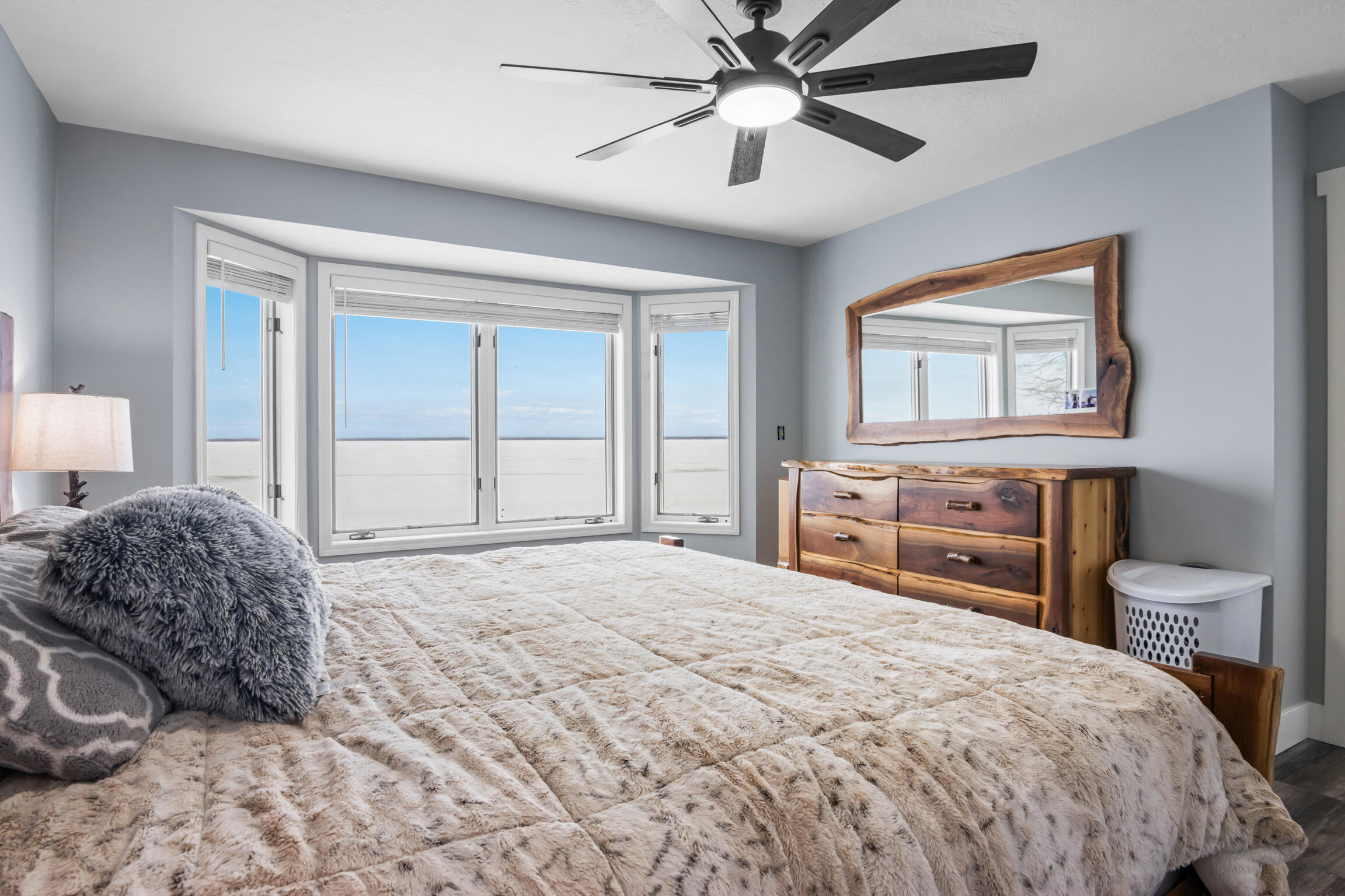 Houghton Lake, Michigan, 48629, United States, 4 Bedrooms Bedrooms, ,3 BathroomsBathrooms,Residential,Active,2007124